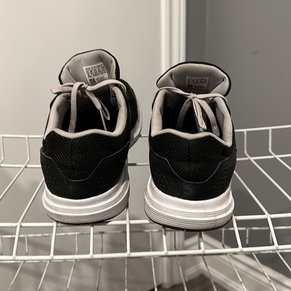 Adidas Cloudfoam Runners / Sneakers - Picture 4 of 5